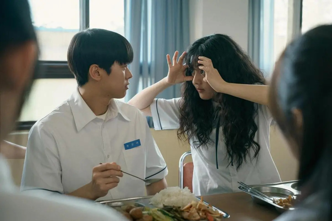 Sinopsis Film Love Untangled