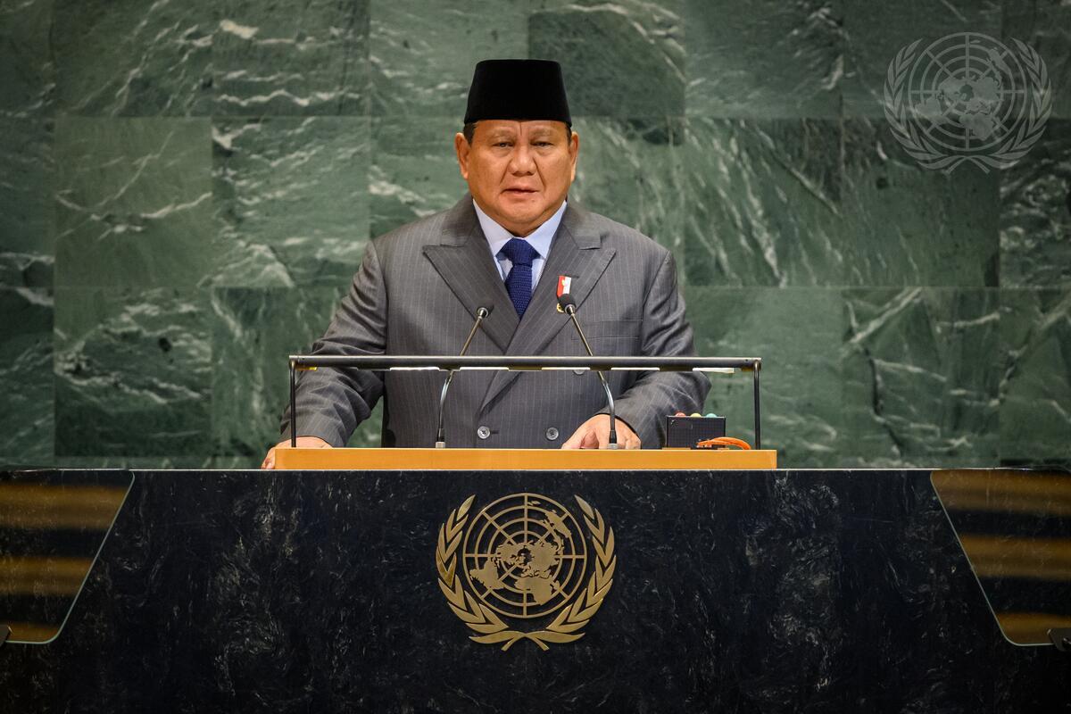 Presiden Prabowo Subianto menyampaikan pidato pada Konferensi Internasional Tingkat Tinggi untuk Penyelesaian Damai Masalah Palestina dan Implementasi