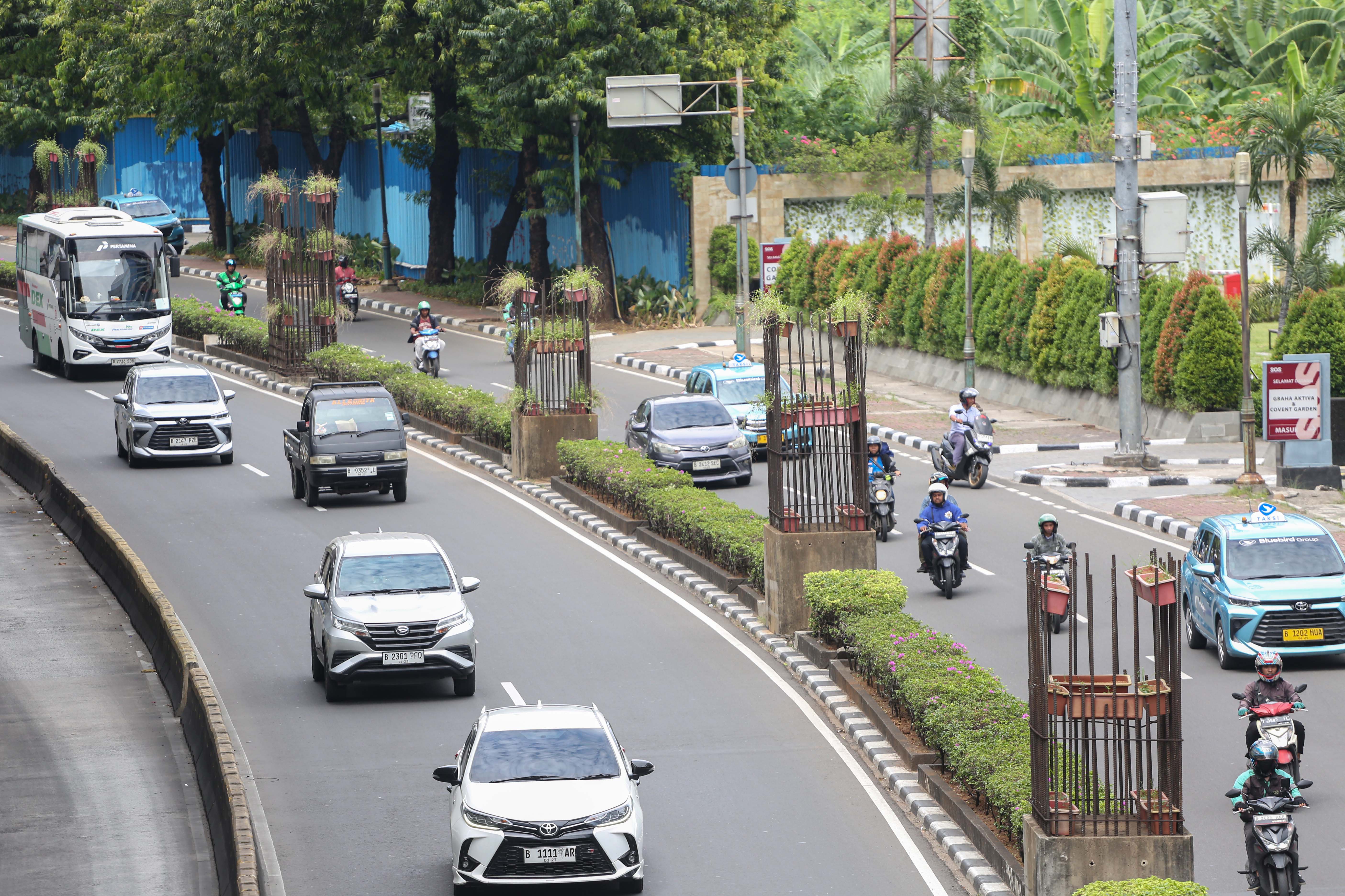 Mangkrak Hampir 21 Tahun, Tiang Monorel Jakarta Akan Dibongkar Awal Tahun 2026 (Foto: Katadata/Fauza)