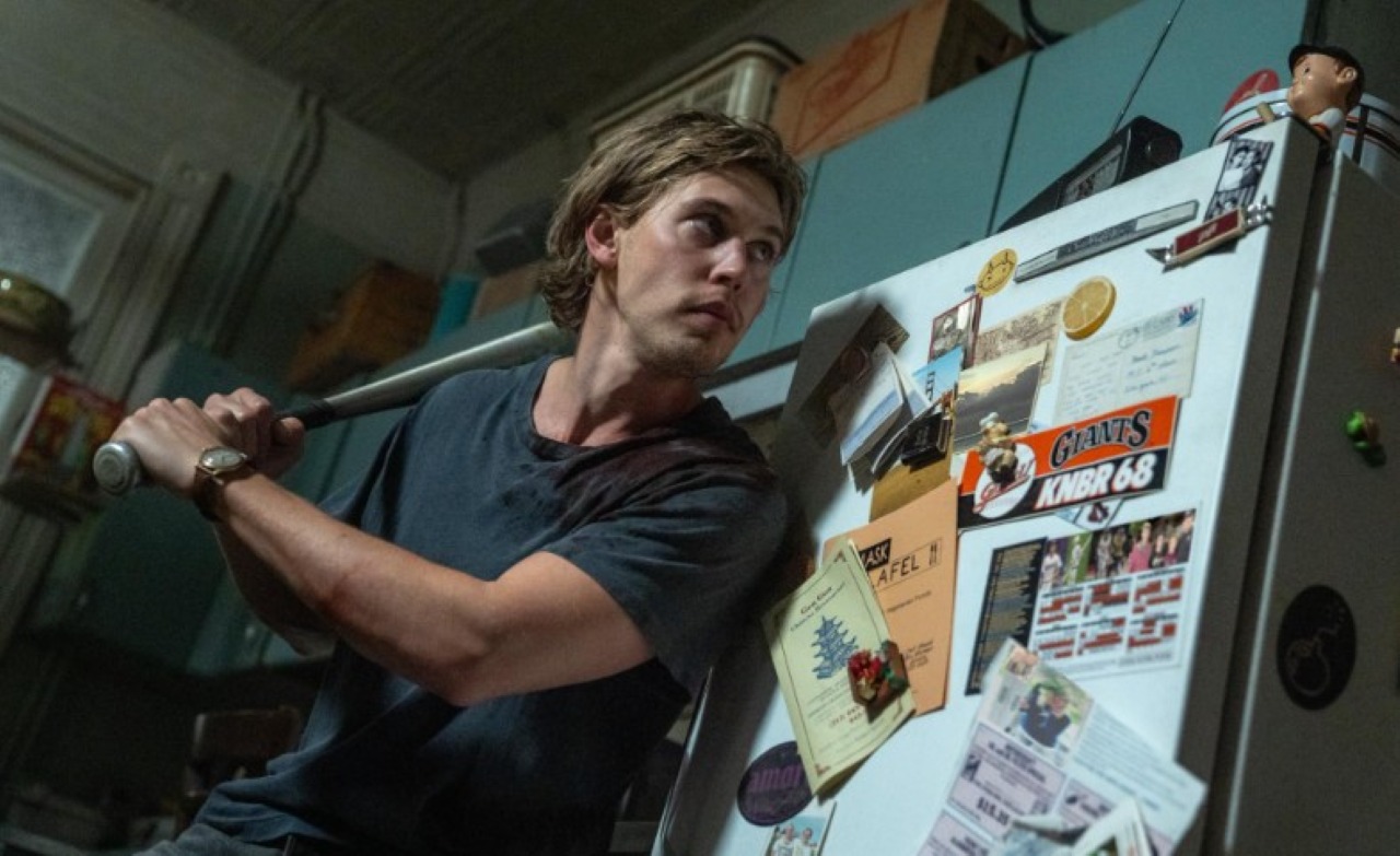 Sinopsis Caught Stealing