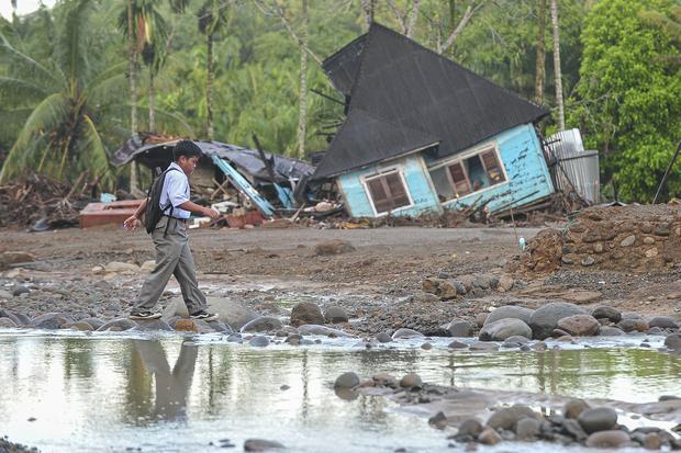 Semangat bersekolah penyintas bencana di Palembayan