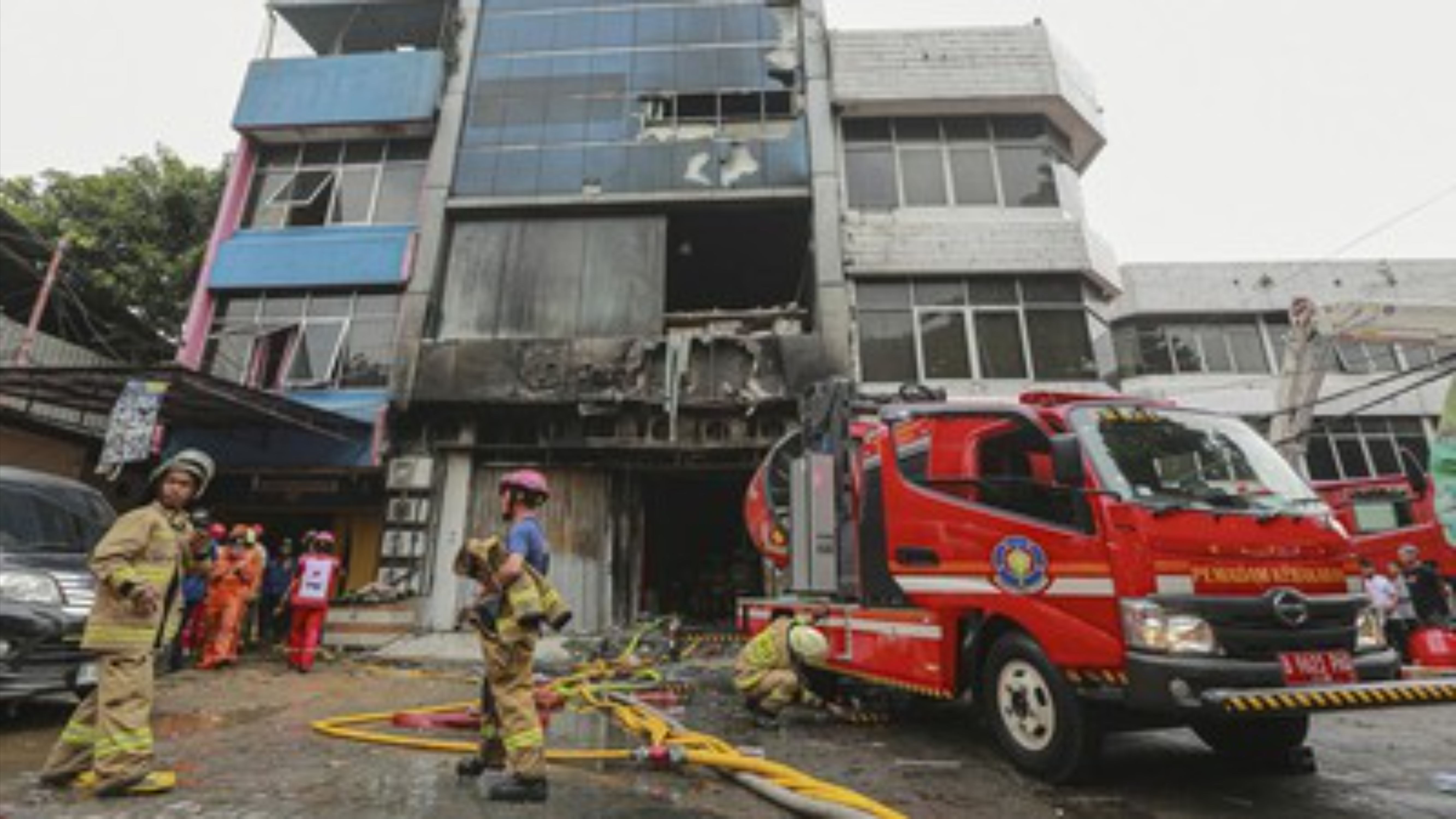 Gedung Terra Drone Kebakaran