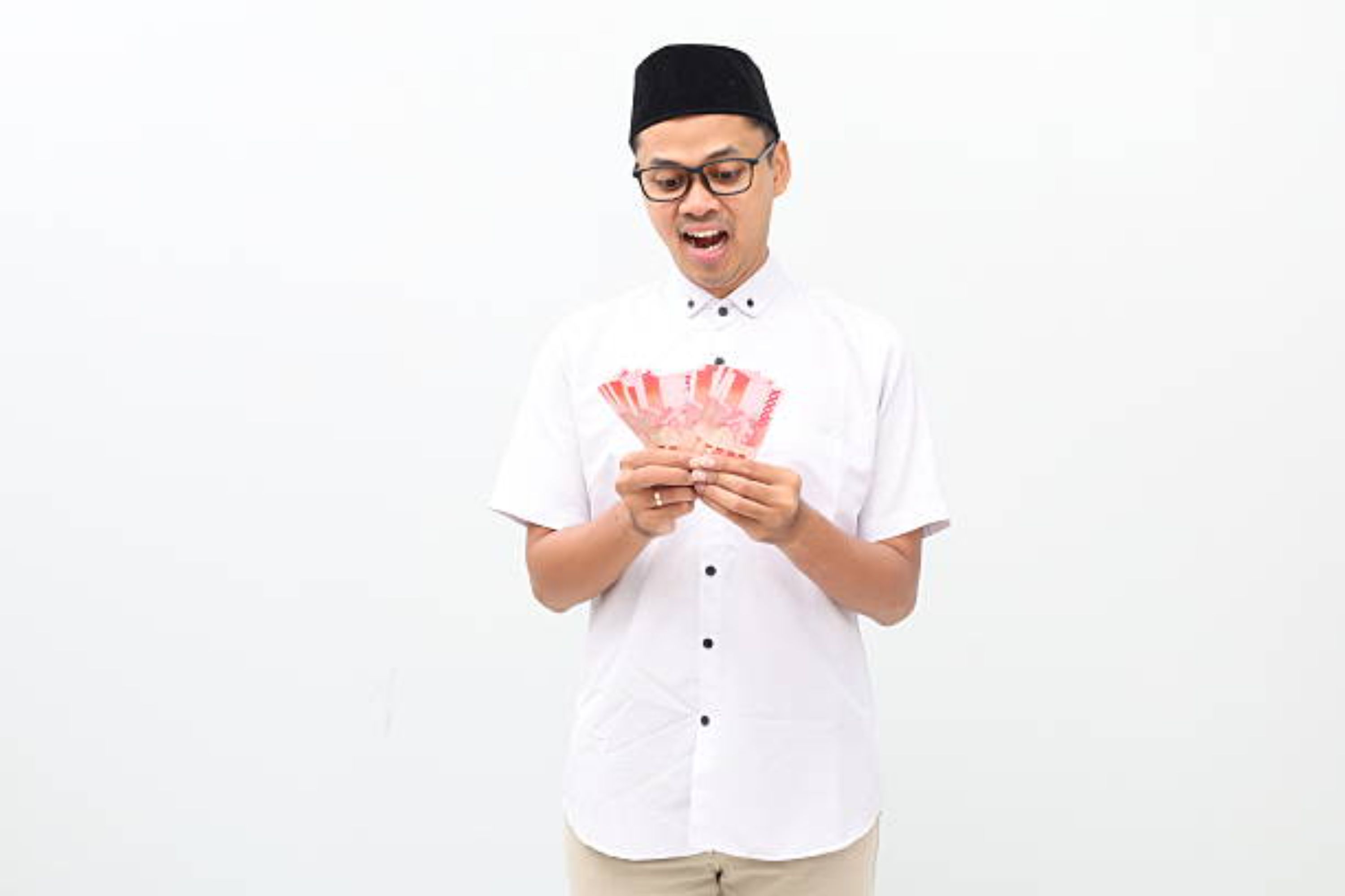 THR Cair Paling Telat Tanggal Berapa