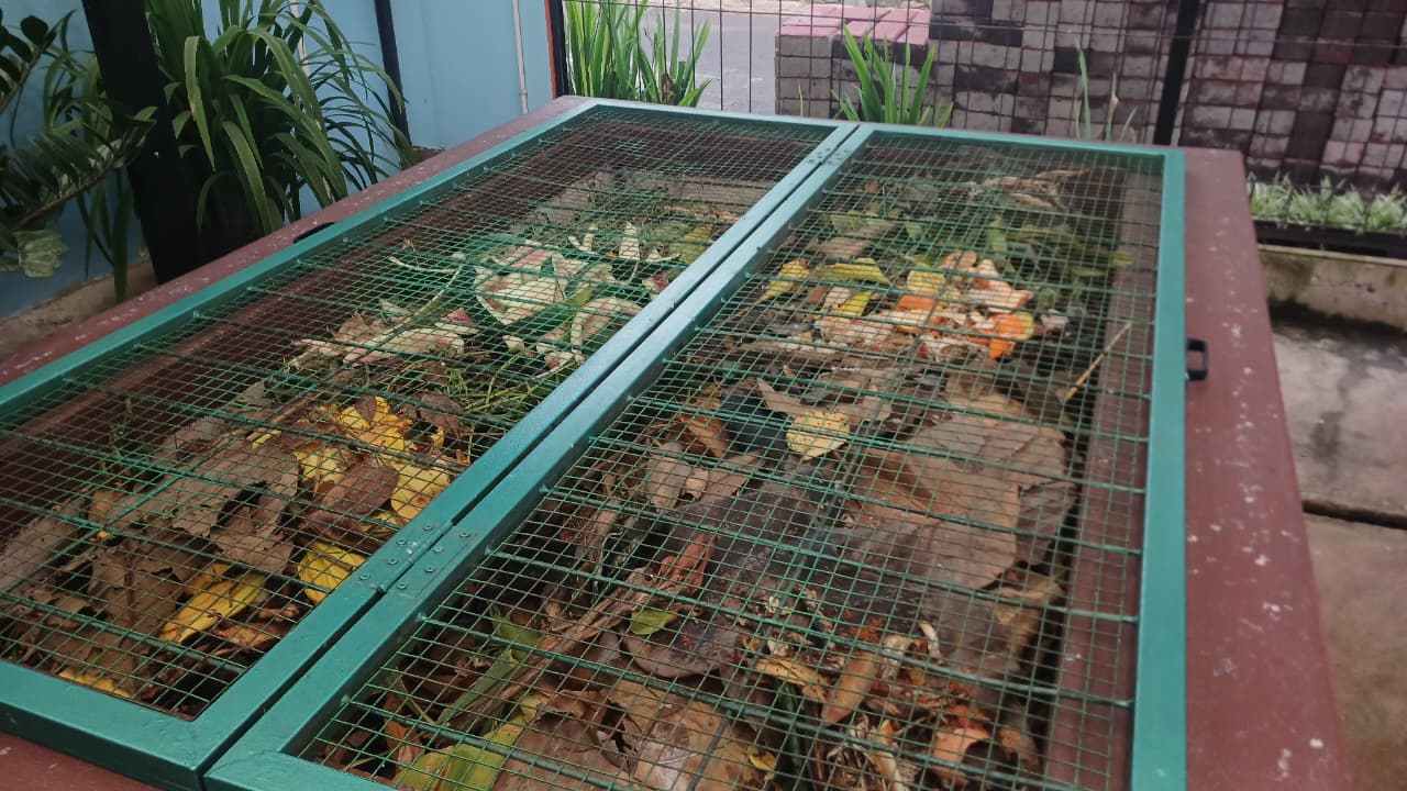 Bak beton penampung sampah organik