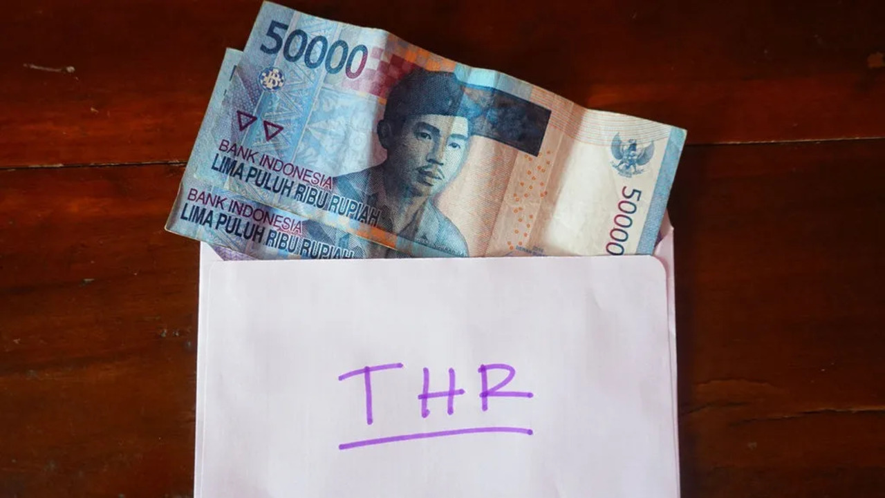 Pantun Minta THR Lebaran yang Lucu