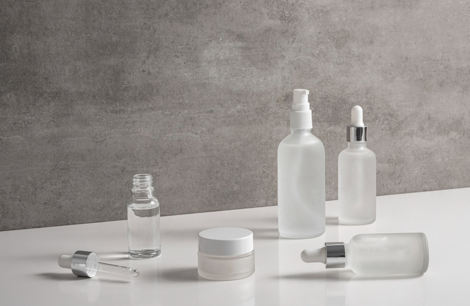 Daftar Kosmetik Berbahaya BPOM dari Marketplace