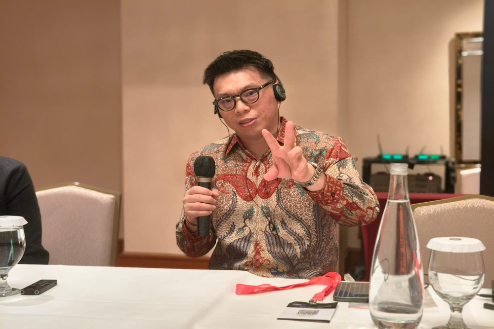 Profil Leon Chen terbaru