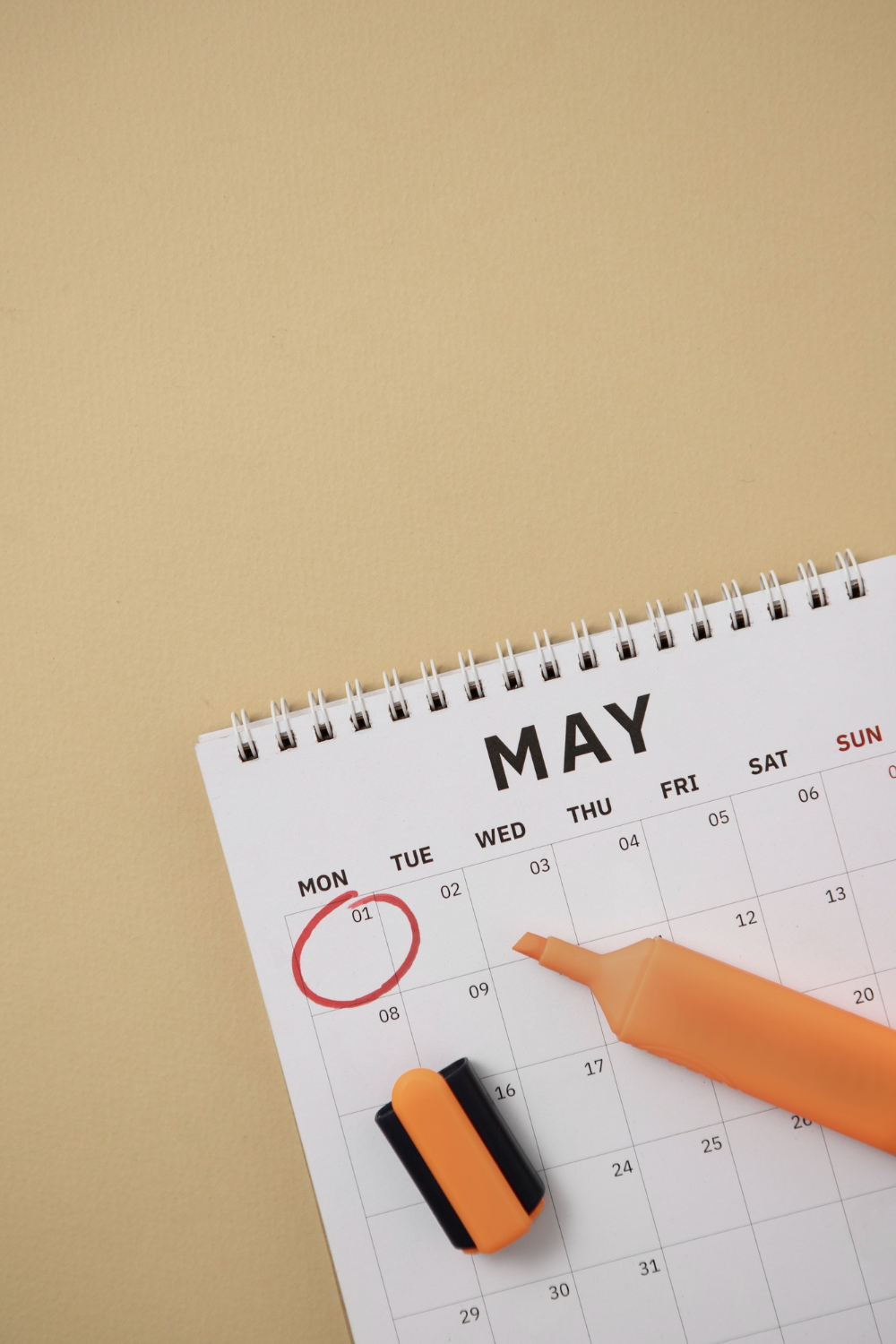 Daftar Hari Besar Nasional dan Internasional Mei 2026