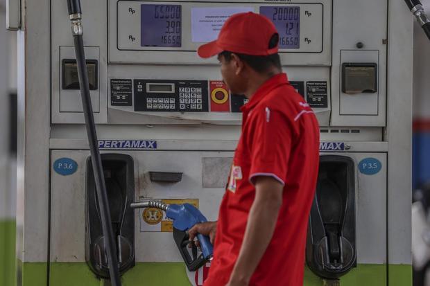 Harga BBM nonsubsidi jenis Pertamax naik