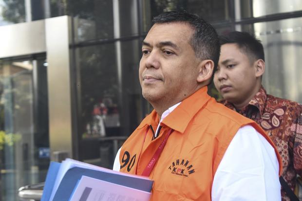 Pemeriksaan tersangka Silmy Karim