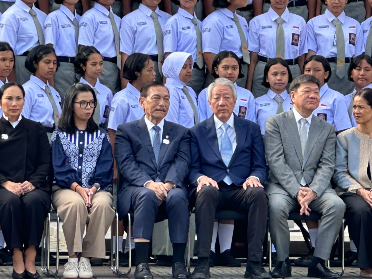 Luhut dan Teo Chee Hean