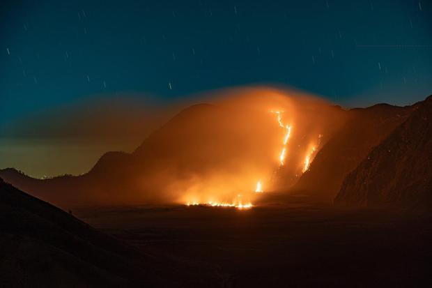 Kebakaran di Taman Nasional Bromo Tengger Semeru