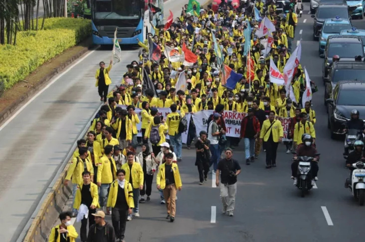 Daftar 8 Tuntutan Demo BEM UI Hari Ini di Bundaran HI Jakarta