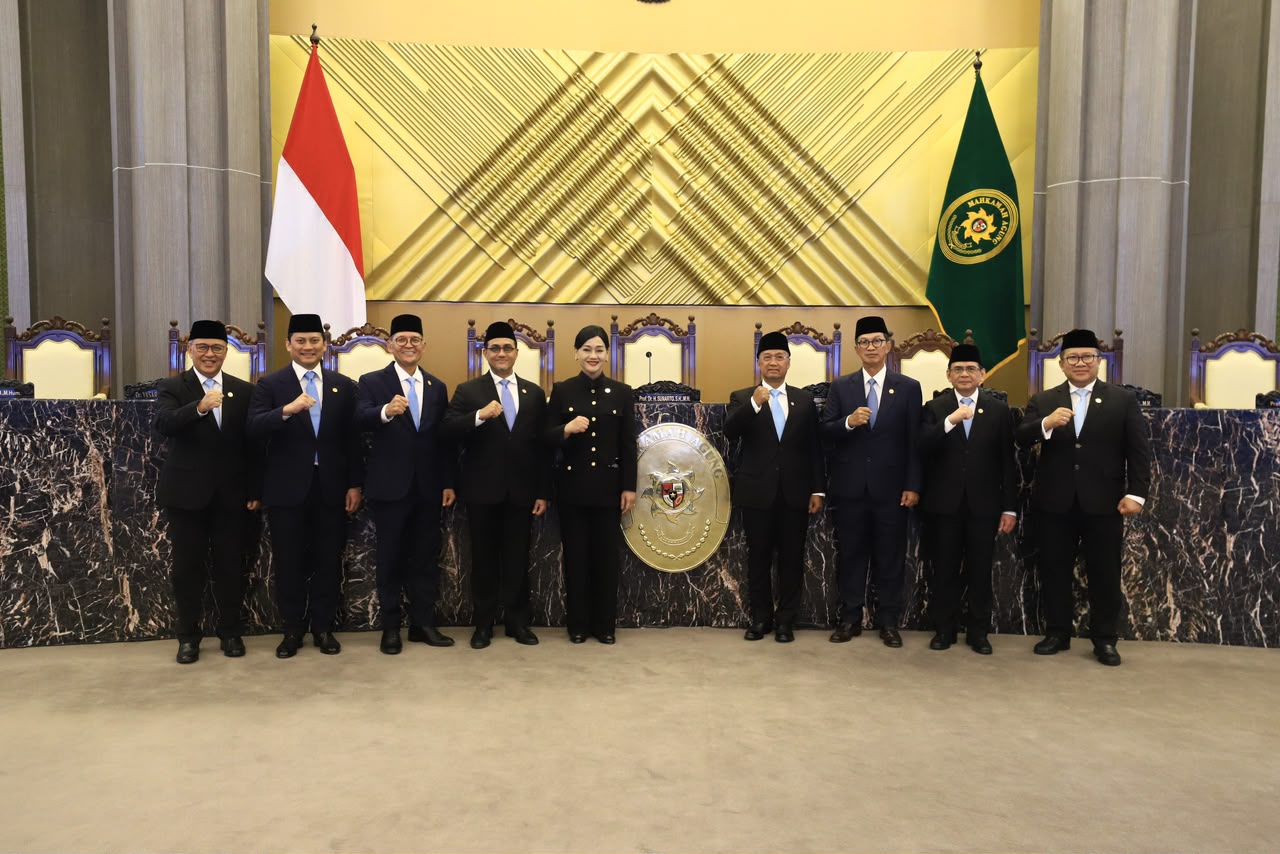 Jajaran Dewan Komisioner OJK