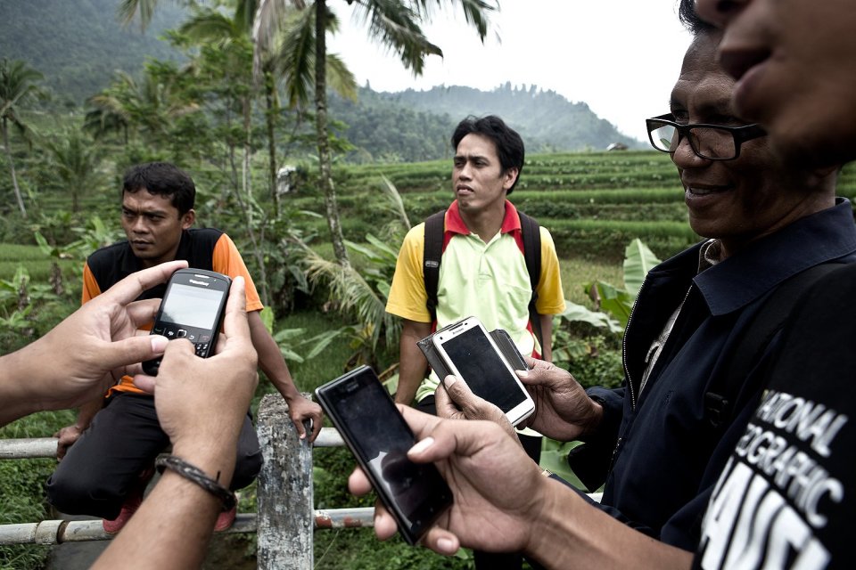 data jumlah pengguna internet di Indonesia, APJII