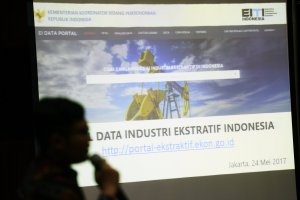 Launching EITI