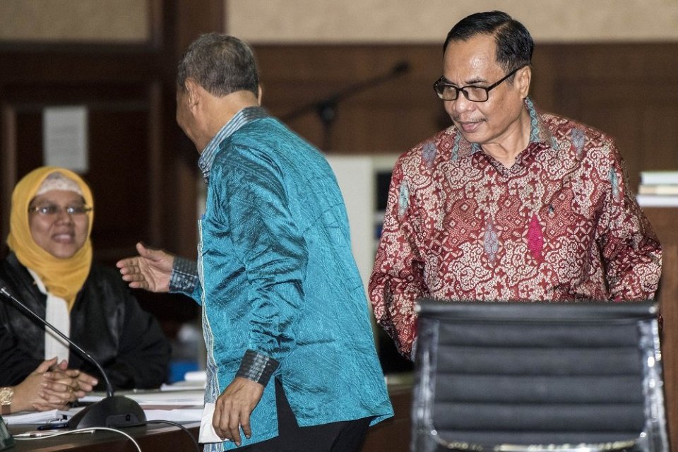 Terdakwa e-KTP Sugiharto dan Irman