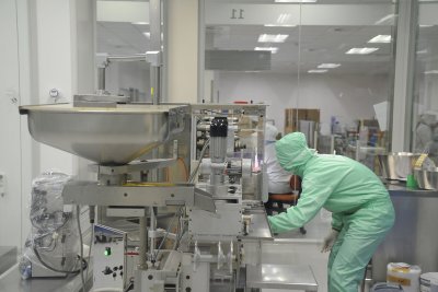 Pemerintah akan menerima 50 juta dosis Vaksin Pfizer dari Amerika Serikat (AS) mulai Agustus 2021. Pengiriman akan dilakukan secara bertahap dan digunakan dalam program vaksinasi nasional demi mencegah penyebaran Covid-19. 