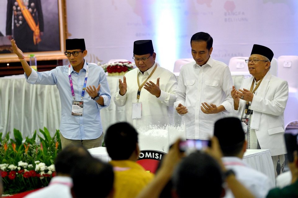 Jokowi- Ma'ruf Amin serta Prabowo-Sandiaga