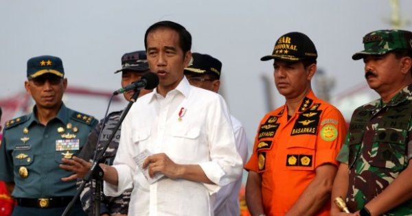 Jokowi Perintahkan KNKT Segera Temukan Penyebab Kecelakaan Lion Air ...