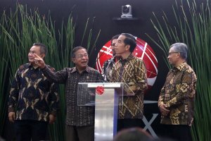 Bursa Efek Indonesia (BEI)