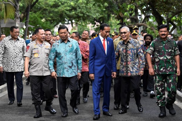 Presiden Joko Widodo usai Rapim TNI-Polri