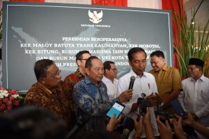 Jokowi Resmikan KEK Bitung, Morotai, dan Maloy Batuta Trans Kalimantan