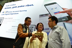 Peluncuran MOST dengan Tanda Tangan Digital