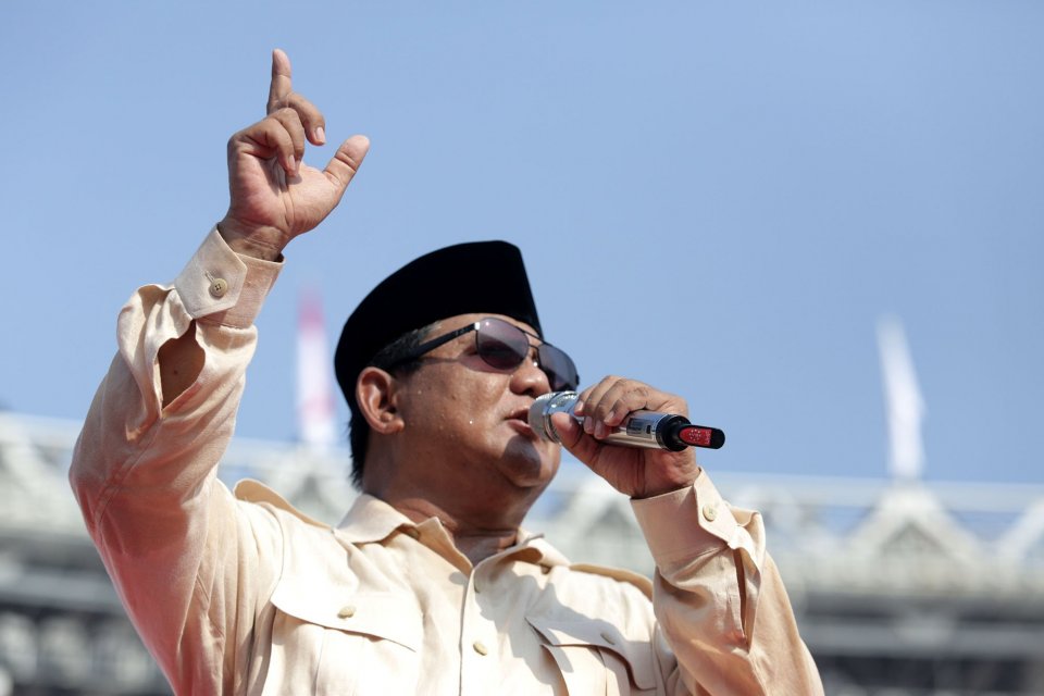 Pihak internal calon presiden Prabowo Subianto keluarkan hasil survei internal yang menyebutkan pasangan Prabowo-Sandi ungguli Jokowi-Ma'ruf dengan selisih 24%
