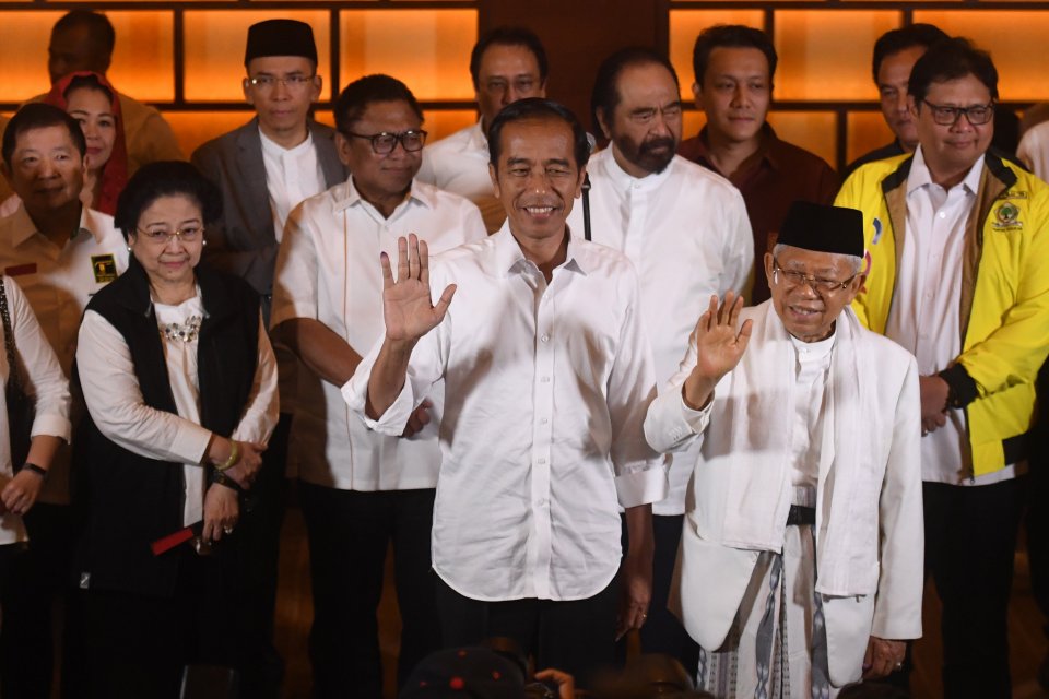 JOkowi-Maruf tidak melakukan selebrasi kemenangan meskipun hasil hitung cepat PIlpres 2019 dari sejumlah lembaga survei menunjukkan pihaknya unggul dari pesaing Prabowo-Sandiaga. 