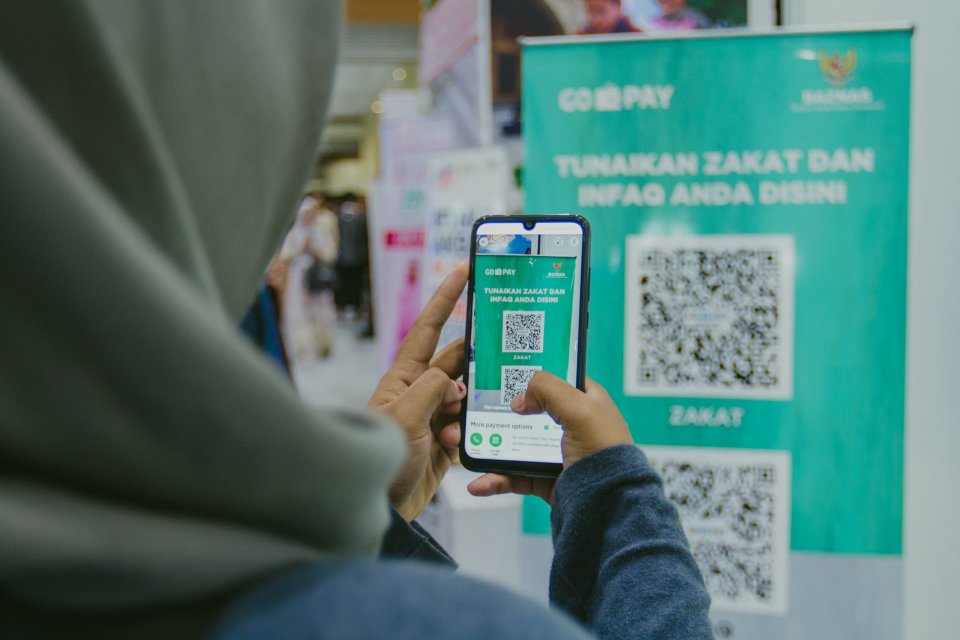 Go-Pay kini menjadi alat pembayaran yang dapat digunakan di Google Play Store untuk melakukan pembelian aplikasi berbayar atau in app purchase.