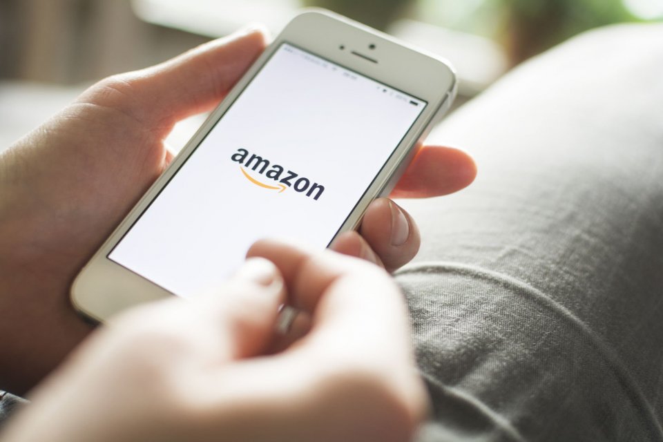 Aplikasi Amazon di Ponsel