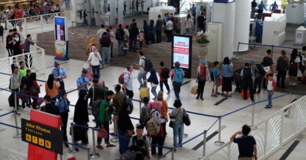 Obral Tiket Pesawat Imbas Corona, Jakarta-Yogyakarta Mulai Rp 300 Ribu - Katadata.co.id