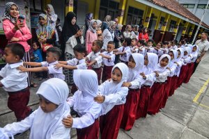 Hari Pertama Masuk Sekolah