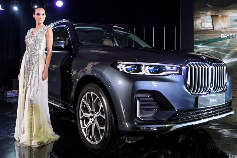 mobil-mobil baru di GIIAS 2019, BMW X7, mobil listrik Mitsubishi, DFSK, Wuling Almaz, pameran otomotif GIIAS 2019 