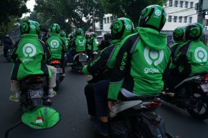 logo baru gojek