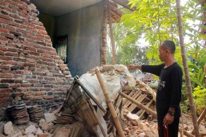 Rumah Rusak Akibat Gempa Banten