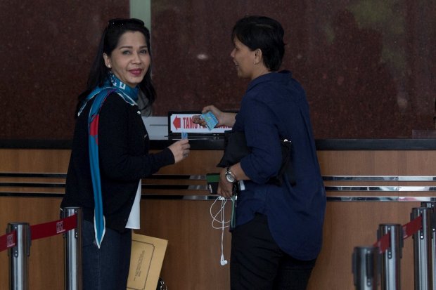 KPK, korupsi, kasus suap Garuda Indonesia, Soetikno Soedarjo, Iis Sugianto, Emirsyah Satar