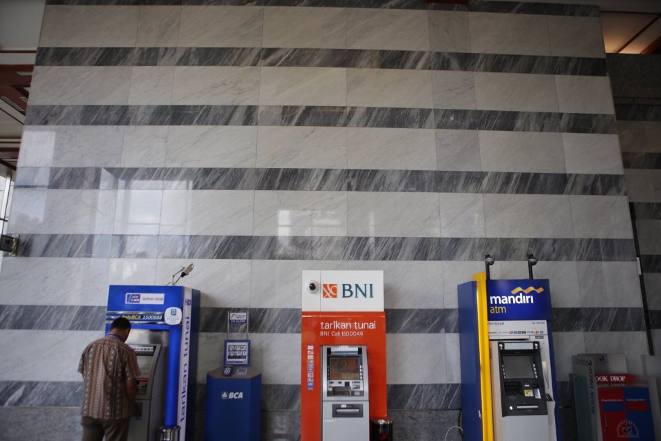 OJK Janji Permudah Izin Bank Bertransformasi ke Digital