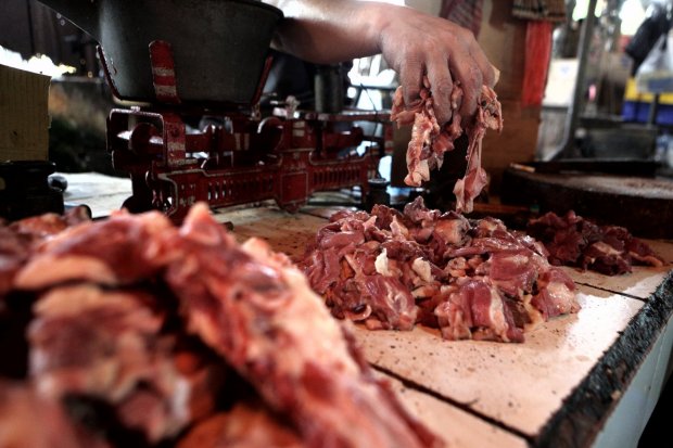 Menteri Perdagangan akan mengkaji perlu tidaknya mengimpor daging sapi dari Brasil