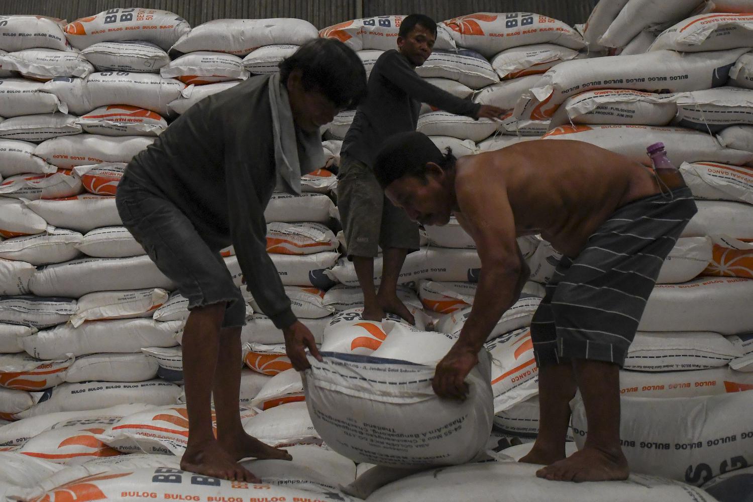 Stok Beras Jelang Akhir Tahun