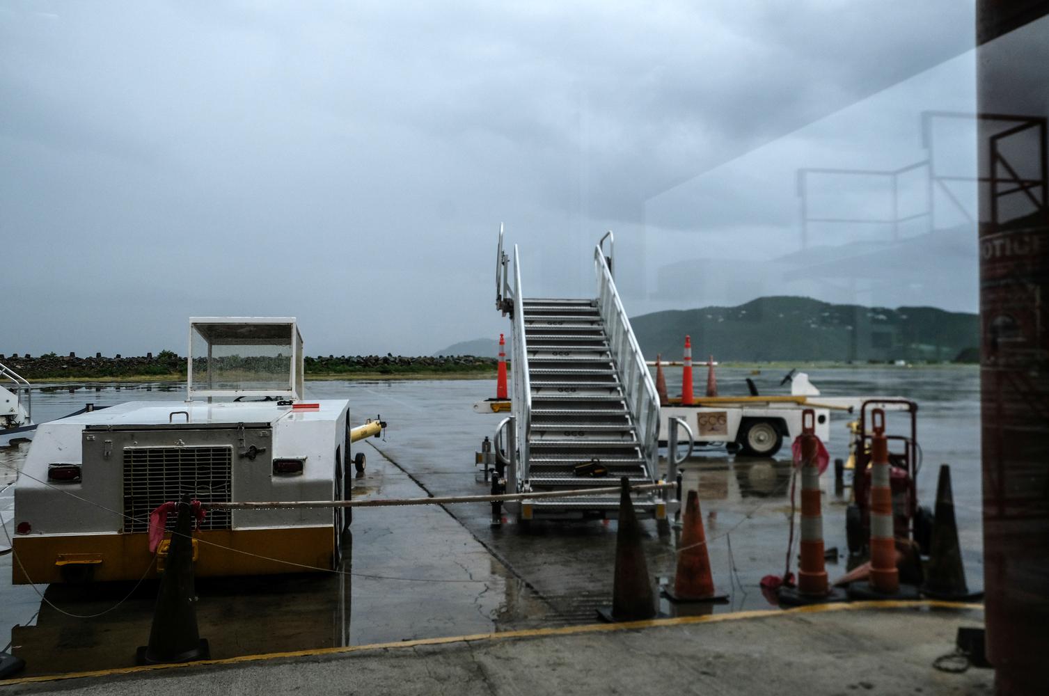 Pemerintah ingin buat seaplane di Papua, pemerintah mau buat pesawat amfibi di Papua,