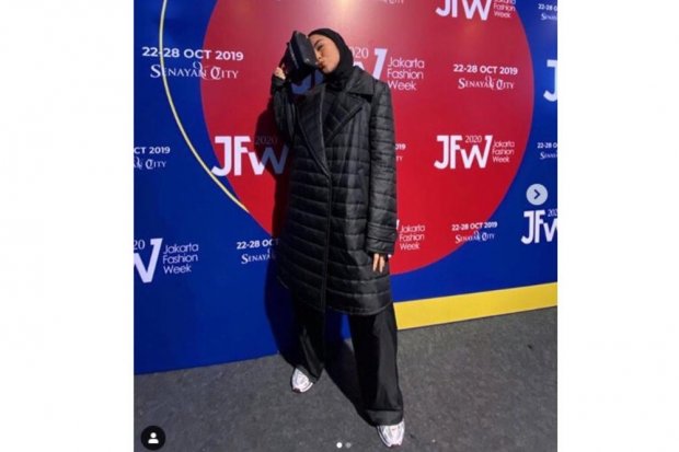 Sivia Azizah saat hadir di acara Jakarta Fashion Week 2020