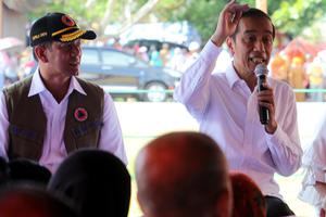 PRESIDEN JOKOWI KUNJUNGI RS DARURAT DI PULAU AMBON