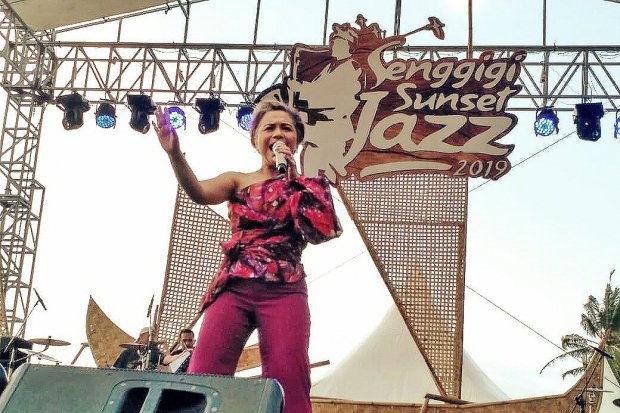 Ruth Sahanaya tampil di acara Senggigi Sunset Jazz 2019