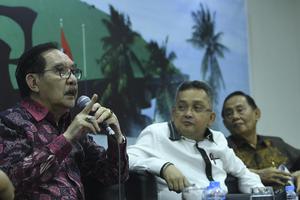 DISKUSI DIALETIKA MENGINTIP FIGUR DEWAS KPK