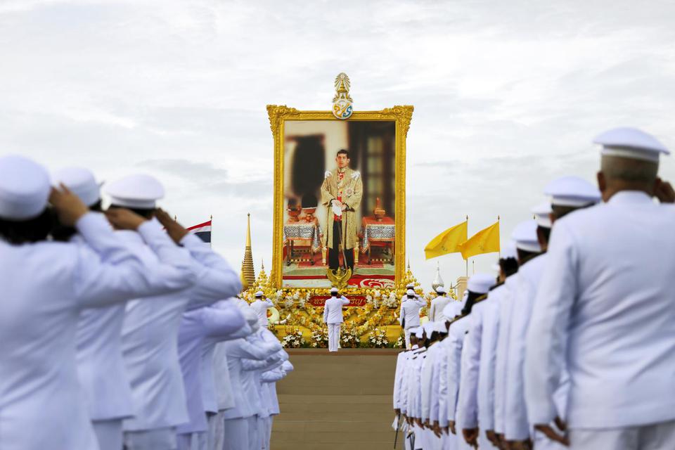 Raja Thailand, Raja Thailand Isolasi Diri di Jerman, Kekayaan Raja Thailand, Vajiralongkorn, virus corona, Thailand