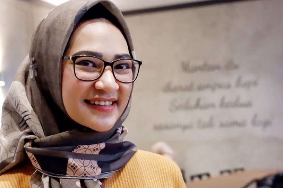 Angkie Yudistia (32 tahun) menjadi salah satu staf khusus yang diumumkan Presiden Joko Widodo pada Kamis (21/11).