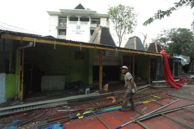 Pemprov DKI Jakarta bakal membangun hotel bintang lima di TIM, warganet pun meramaikan #BubarkanTGUPP melalui Twitter hari ini