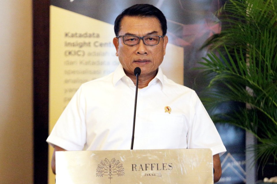 Moeldoko selaku Kepala Staf Kepresiden memberikan paparan dalam acara CEO Talks mengenai "Economic and Political Outlook 2020" ddi Hotel Raffles, Jakarta (26/11/2019). 